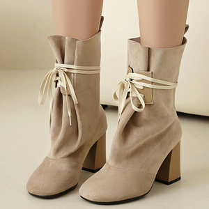 Bottines à talons hauts et épais pour femmes, grande taille 46, coupe large, à lacets sur le devant, bout carré, en daim - Product Image 2