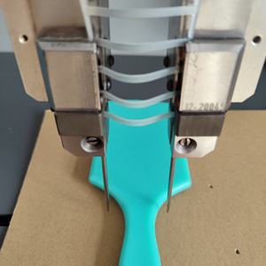 เครื่องเย็บกระดาษกึ่งอัตโนมัติแบบนิวเมติกสำหรับงานอุตสาหกรรม  ชิ้นส่วนแกนเกียร์ กล่องไม้ โรงงานผลิตใหม่ - Product Image 3