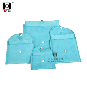 DEQI Customized Eco-friendly Durable Velvet Jewelry <b>Pouch</b> Jewellery Packaging Flap <b>Pouch</b> Gift Bag for Rings Earrings Necklaces - Product Image 3