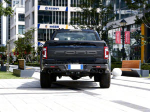 รถกระบะฟอร์ด เอฟ-150 แร็พเตอร์ 3.5 ที ซูเปอร์ครูว์ ปี 2023 เป็นรถกระบะสมรรถนะสูง - Product Image 6