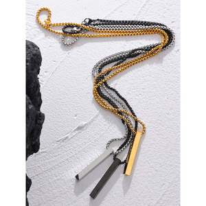 Collar con Colgante Geométrico de Acero Inoxidable Chapado en Oro Real PVD, Estilo Viral en Múltiples Redes Sociales para Mayoristas, Brillo Permanente - Product Image 3