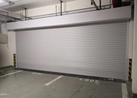 Porte à enroulement minimaliste en aluminium anti-rayures pour supermarchés, résistante à l'usure pour ouverture à haute fréquence
