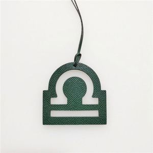 Breloque de sac en cuir PU fait main avec symbole du Zodiaque Libra, design créatif, pendentif astrologique multicolore, cadeaux pour sac à main et clés de voiture - Product Image 6