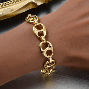 personnalisé luxury fashion bangles hollow double oval interlocking <b>copper</b> <b>bracelets</b> forunisex - Product Image 2