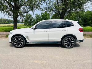 <span class=keywords><strong>BMW</strong></span> IX3 Usado, SUV Mediano de 5 Puertas y 5 Asientos, Motor Trasero, Tracción Trasera, Vehículo Eléctrico Puro de Nueva Energía - Product Image 4