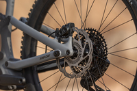 Amflow PR Pro Puissant 1500W Moteur Avinox M2S 2027 Amflow PR Vélo de Montagne Électrique en Carbone Amflow avec Couple Élevé de 150N.M