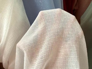 Vente en gros échantillon gratuit de tissu plissé en organza crêpe haute densité tissu pour robe de princesse tissu organza plissé - Product Image 5
