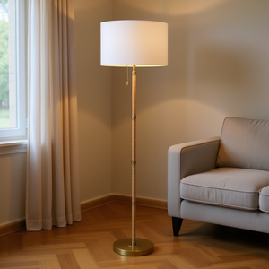 Lámpara de pie de ratán con base de latón dorado y pantalla de lino blanco, diseño moderno para sala de estar o dormitorio - Product Image 2