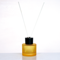 Bouteilles diffuseurs de parfum en verre ambré personnalisées en usine, de 50 ml à 300 ml, rondes et carrées, écologiques et durables, couleurs et logos personnalisés disponibles