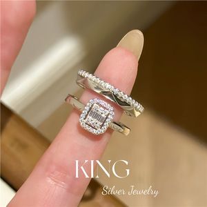 Bague de fiançailles en argent sterling S925 King Silver Jewelry, sertie de diamants carrés, design géométrique tendance pour femme - Product Image 2