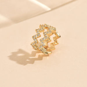 ชุดต่างหูแบบหนีบทองแดงระดับมินิมอลระดับไฮเอนด์ยอดนิยมเรียบง่ายทันสมัยแฟชั่นใหม่ของขวัญผู้หญิงหลายสไตล์รูปทรงเรขาคณิต - Product Image 4