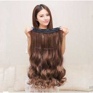 Parrucca lunga da donna con capelli ricci a onde grandi, in seta sintetica resistente al calore, colore OMBRE, con frangia e riga centrale, 20 pollici - Product Image 1