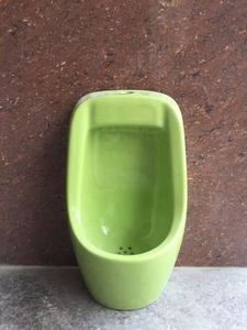 Dụng Cụ Vệ Sinh Cho Trẻ Em Màu Sắc Gắn Tường Bằng Sứ Để Tiểu Trẻ Em - Product Image 6