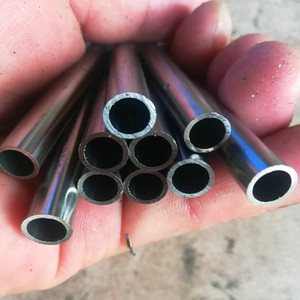 Tuyaux capillaires en acier inoxydable 304 316 de précision, fins et ronds, avec service de finition, d'ébavurage et de découpe - Product Image 1