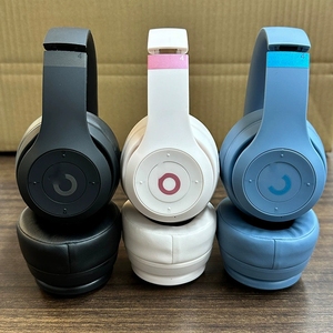 <span class=keywords><strong>Casque</strong></span> <span class=keywords><strong>sans</strong></span> <span class=keywords><strong>fil</strong></span> Studio Pro Solo 4 de haute qualité avec suppression du bruit BT, pliable et doté d'un fenêtre pop-up - Product Image 3