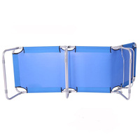 Fauteuil inclinable compact et portable en alliage d'aluminium de haute qualité, style moderne et minimaliste, pour bureau, hôpital ou camping, usage individuel.