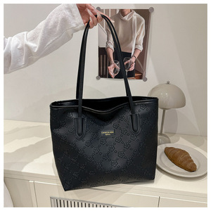 Venta al por mayor de estilo coreano de moda en relieve bolso de mano para las mujeres impresas personalizadas de gran capacidad bandolera de hombro - Product Image 5