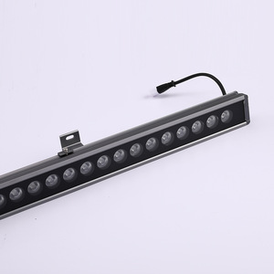 Barra de Luz LED de Aluminio para Exteriores, 5000K, IP65, 70lm/W, Luz Diurna, Control DMX, CRI 90, Garantía de 2 Años, Regulable, AC - Product Image 6