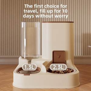 Büyük Kapasiteli Kuru ve Yaş Ayrımlı Entegre Su ve Mama Kabı ile Otomatik Evcil Hayvan Su Sebili (Kediler ve Köpekler için) - Product Image 4