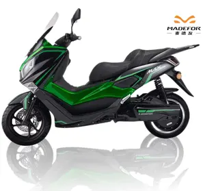 新款摩托车125cc四冲程燃油车成人运动摩托车汽油踏板车