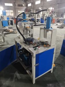 Machine de découpe d'<span class=keywords><strong>angle</strong></span> hydraulique à moulage unique, <span class=keywords><strong>angle</strong></span> de pliage à <span class=keywords><strong>45</strong></span> degrés/90 degrés, machine à moulage unique - Product Image 5