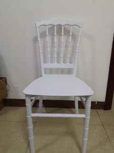 Foshan çin üreticileri beyaz PP düğün olay istifleme Chiavari <span class=keywords><strong>Tiffany</strong></span> sandalyeler ziyafet için - Product Image 4