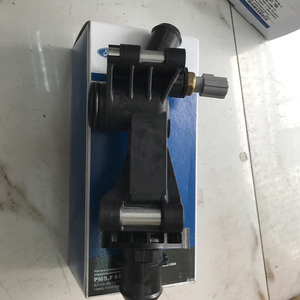 Pour Ford Fiesta pompe à eau <span class=keywords><strong>Kit</strong></span> de connexion de <span class=keywords><strong>radiateur</strong></span> supérieur BM5G8K556FA résistant à la chaleur Installation facile état neuf - Product Image 4