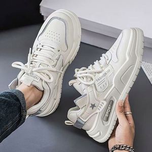 Chaussures tendance pour hommes de haute qualité, nouvelle collection automne, chaussures blanches épaisses à semelle épaisse, chaussures décontractées pour étudiants, chaussures de sport pour hommes - Product Image 5
