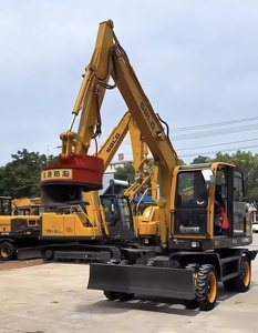 Brand New SDLG EA795H <b>8</b> <b>Ton</b> Wheel <b>Excavator</b> with Factory Price and Powerful Engine <b>for</b> <b>Sale</b> - Product Image 3