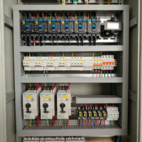 Panneau de commande VFD personnalisé en usine, armoire de commande de convertisseur de fréquence, boîte de distribution, ventilateur, pompe à eau, moteur à commande de vitesse