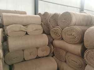 <span class=keywords><strong>Toile</strong></span> <span class=keywords><strong>de</strong></span> <span class=keywords><strong>jute</strong></span> naturelle vierge <span class=keywords><strong>de</strong></span> 1,6 m <span class=keywords><strong>de</strong></span> large pour la <span class=keywords><strong>peinture</strong></span> graffiti, le bricolage, l'artisanat et la décoration artistique - Product Image 5