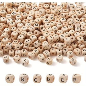 <span class=keywords><strong>Perles</strong></span> de <span class=keywords><strong>lettres</strong></span> carrées en <span class=keywords><strong>bois</strong></span> Alphabet A-Z <span class=keywords><strong>perles</strong></span> artisanales naturelles en vrac pour la fabrication de bijoux motif coeur Bracelets en vrac accessoires de bricolage - Product Image 2