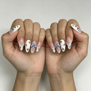 Caja de 24 Uñas Postizas Aurora Brillantes con Diseño Floral 3D, Uñas Decorativas con Puntos, Herramientas de Diamantes para Uñas de los Pies - Product Image 6