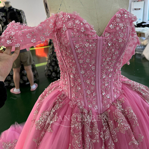 ชุดราตรีงาน Quinceanera สีชมพูสดใส รุ่น Lsdz122 ผ้าชีฟองทรงบอลกาวน์ คอรูปหัวใจ ประดับเลื่อมหนัก ลูกปัด และลายดอกไม้  ด้านหลังแบบคอร์เซ็ท - Product Image 2