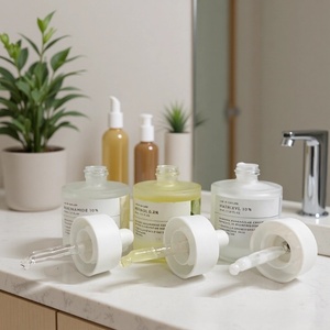 La <span class=keywords><strong>Roche</strong></span>-Posay Angel Centella Asiatica 10% Niacinamida 0.2% Retinol 10% Suero Multipétido 30ml SKIN1004 - Product Image 3