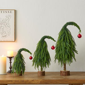 <span class=keywords><strong>Sapin</strong></span> de Noël artificiel incliné unique, pin incliné drôle avec un aspect <span class=keywords><strong>naturel</strong></span> pour la décoration de vacances de bureau à domicile - Product Image 2