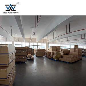 บันไดข้างรถยนต์แบบใหม่ 4x4 ทำจากอลูมิเนียมอัลลอยด์ พร้อมแผ่นกันกระแทก ABS สำหรับรถยนต์ RAV4 ปี 2026 - Product Image 5