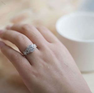 Dylam Latest New Design Delicate Bling Diamond High Quality 925 Sterling Silver Women <b>Rings</b> with 5A Level <b>CZ</b> Stone <b>Rings</b> Jewelry - Product Image 3