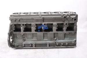 บล็อกเครื่องยนต์ดีเซล S6D125-1 6D125 บล็อกกระบอกสูบ อะไหล่รถขุด PC400-5 - Product Image 2