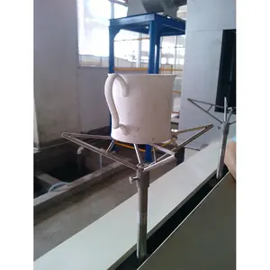 Custom אוטומטי קרמיקה כוסות קערות צלחות זיגוג קו זיגוג מכונת ציוד עבור עצם סין