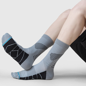 <span class=keywords><strong>Chaussettes</strong></span> de sport professionnelles en gros, personnalisées, respirantes, antidérapantes, pour l'entraînement sportif, la randonnée - Product Image 6