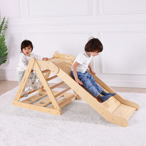 מסגרת טיפוס משולש מעץ 2 ב-1 רב תכליתי ומאזן החלקה לילדים חדר כושר מקורה - Product Image 1
