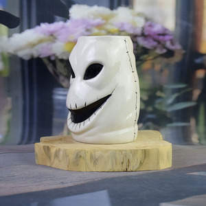 Pesadilla antes de Navidad Oogie Boogie Tiki Mug Spooky Cerámica de inspiración vintage para vino y cócteles tropicales Uso en fiestas - Product Image 6