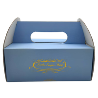 Emballage de Tiramisu de gâteau à muffins avec logo estampage or personnalisé de luxe Boîte à gâteau bleue jetable en papier ondulé avec poignée