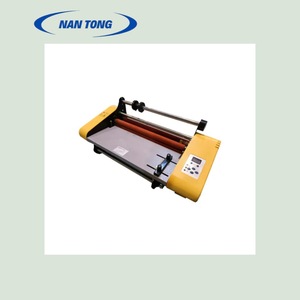 Laminateur de table Nantong à froid et à chaud double face pour papier 150°C 2m/min - Product Image 1