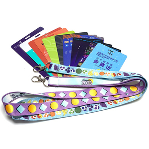 Venta al por mayor de tarjetas de plástico deportes juego atleta entrenador insignia tarjeta evento Vip Pass tarjeta con agujero de perforación y cordón - Product Image 2