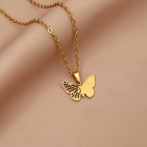 Collana Minimalista Elegante con Ciondolo a Farfalla Vuoto in Acciaio Inossidabile, Charm per Incisione Fai da Te - Product Image 4