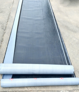 Membrane d'étanchéité autocollante en bitume modifié pour <span class=keywords><strong>toiture</strong></span>, protection contre la glace et l'eau, pour réparation d'étanchéité des toitures en bardeaux d'asphalte - Product Image 1