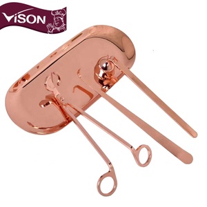 <span class=keywords><strong>Kit</strong></span> d'outils <span class=keywords><strong>pour</strong></span> bougies en acier inoxydable à marque privée avec coupe-mèche, éteignoir et pique-mèche, avec plateau - Product Image 6