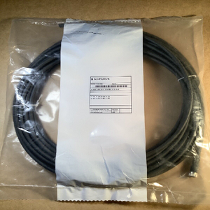 <span class=keywords><strong>Conector</strong></span> Plc A-k8p-m8-s-g-10m-bk-2-x-a-4 Cle 103003640 (Nuevo) para Producto en Garantía - Product Image 1